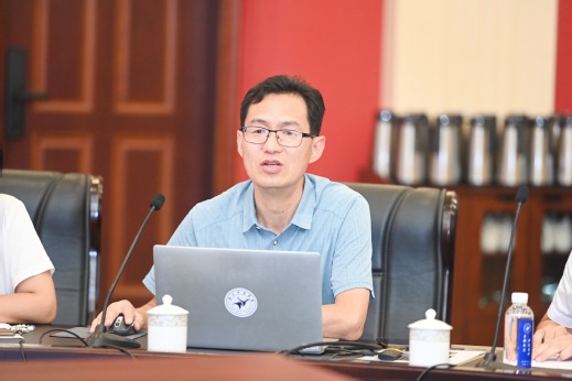 我校召开工会干部学习研讨会